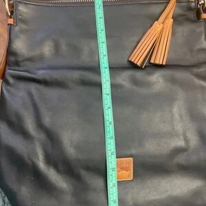 Dooney & Bourke XL Black Satchel EUC